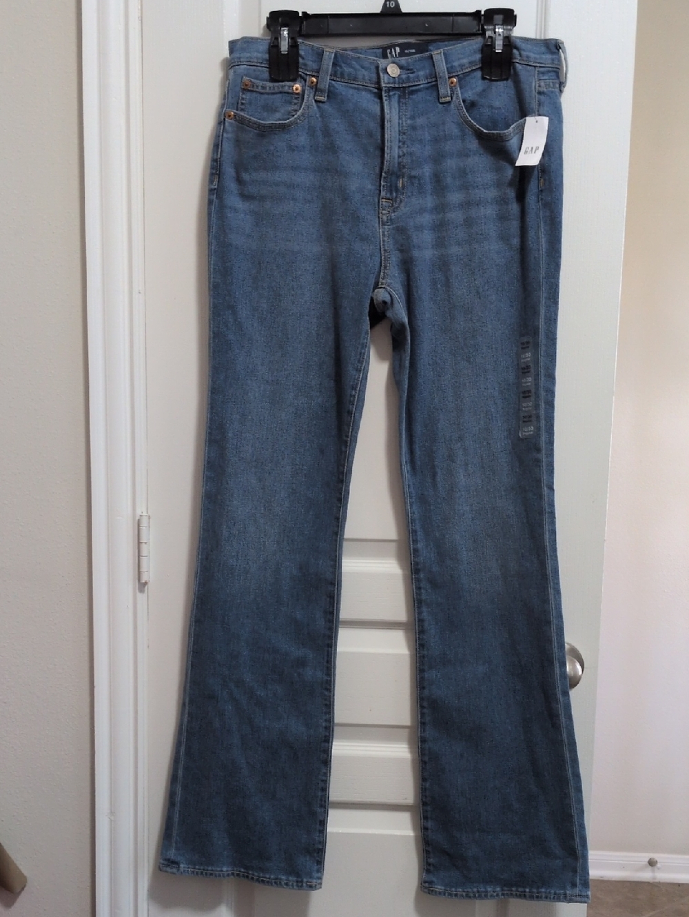 GAP Boot Cut Mid Rise Blue Jeans